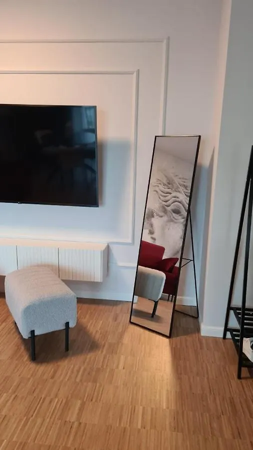 Appartement Very Berry - Dabrowskiego 89 - Jezyce, Self Check In 24H, Parking, Lift Poznań