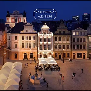 Ratuszova Stary Rynek Old Market Square Premium & Restaurant Ad 1954 Lejlighed